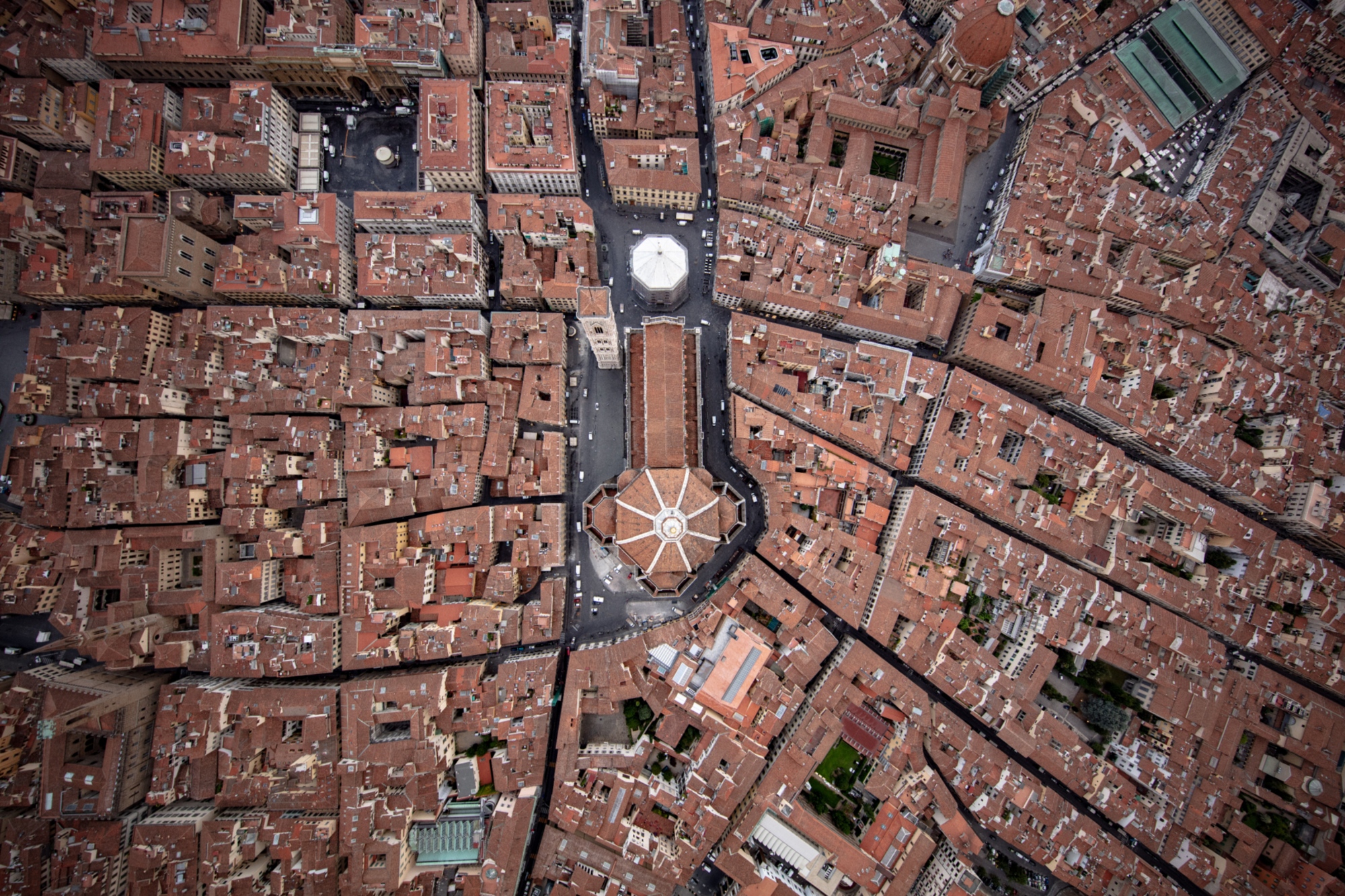 Firenze. veduta aerea della cupola del Brunelleschi di Santa Maria del Fiore