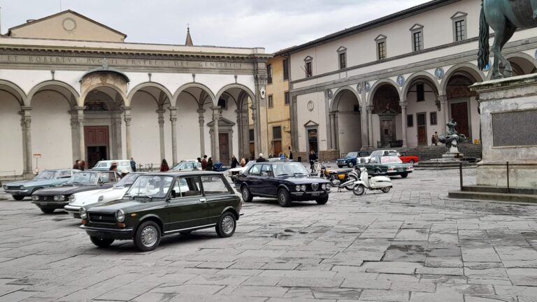 “My Brilliant Friend” set in Piazza Santissima Annunziata