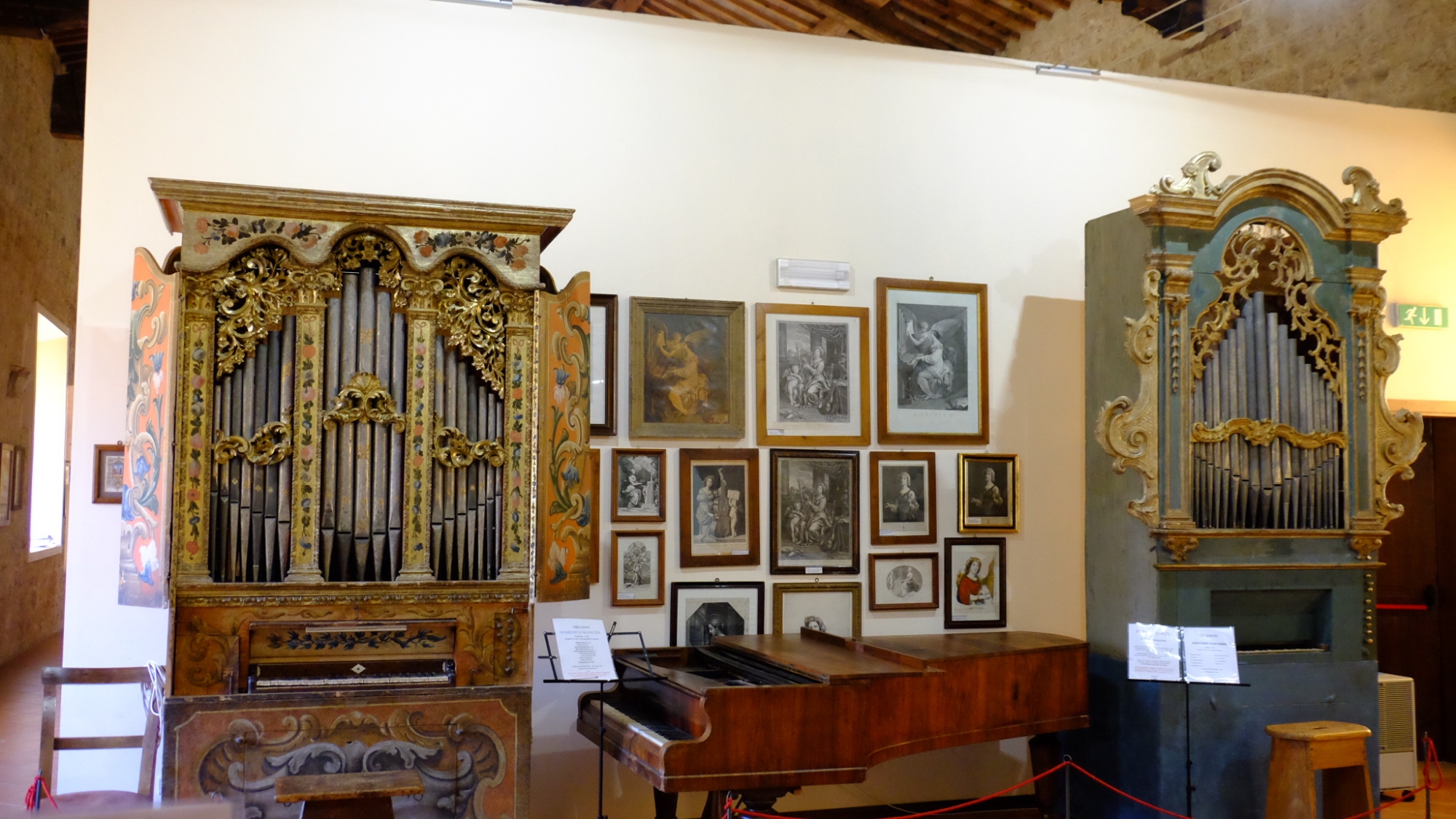 Organo della collezione del Museo degli Organi Santa Cecilia