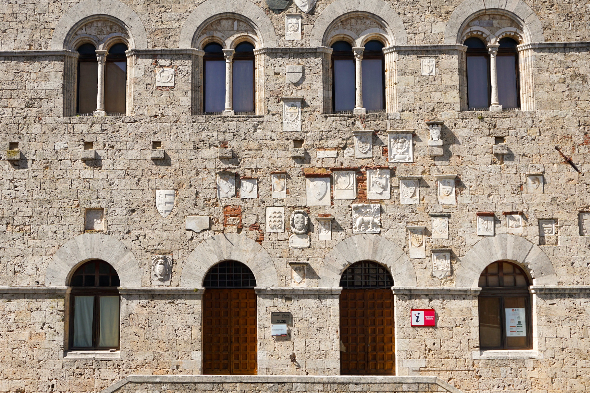 iat-massa-marittima-palazzo-podesta