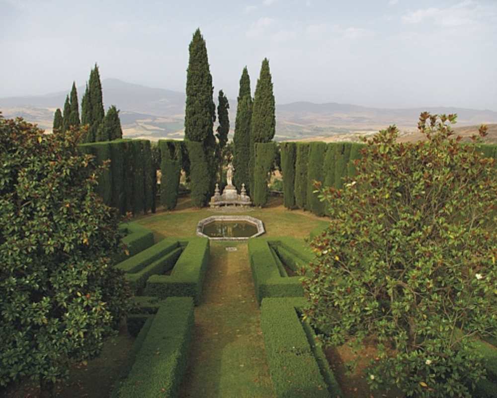 Il giardino pensile di Palazzo Piccolomini