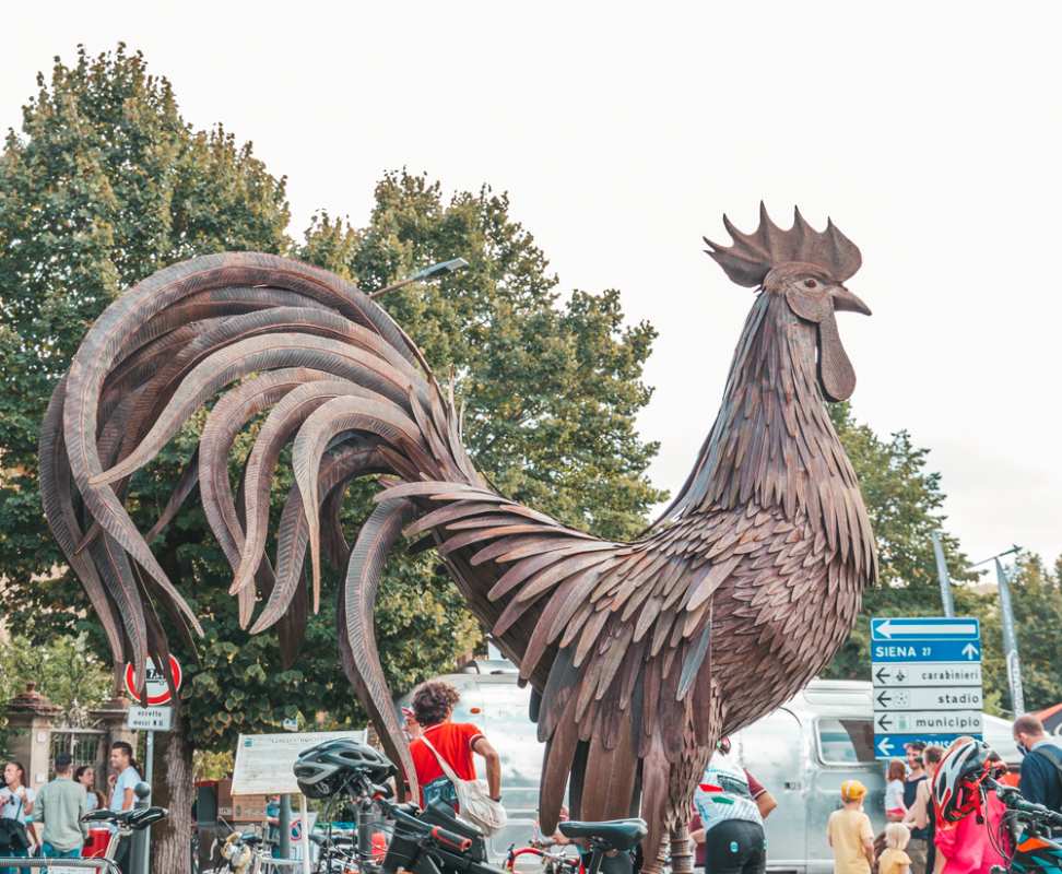Il Gallo Nero di Gaiole durante la manifestazione ciclistica L'Eroica