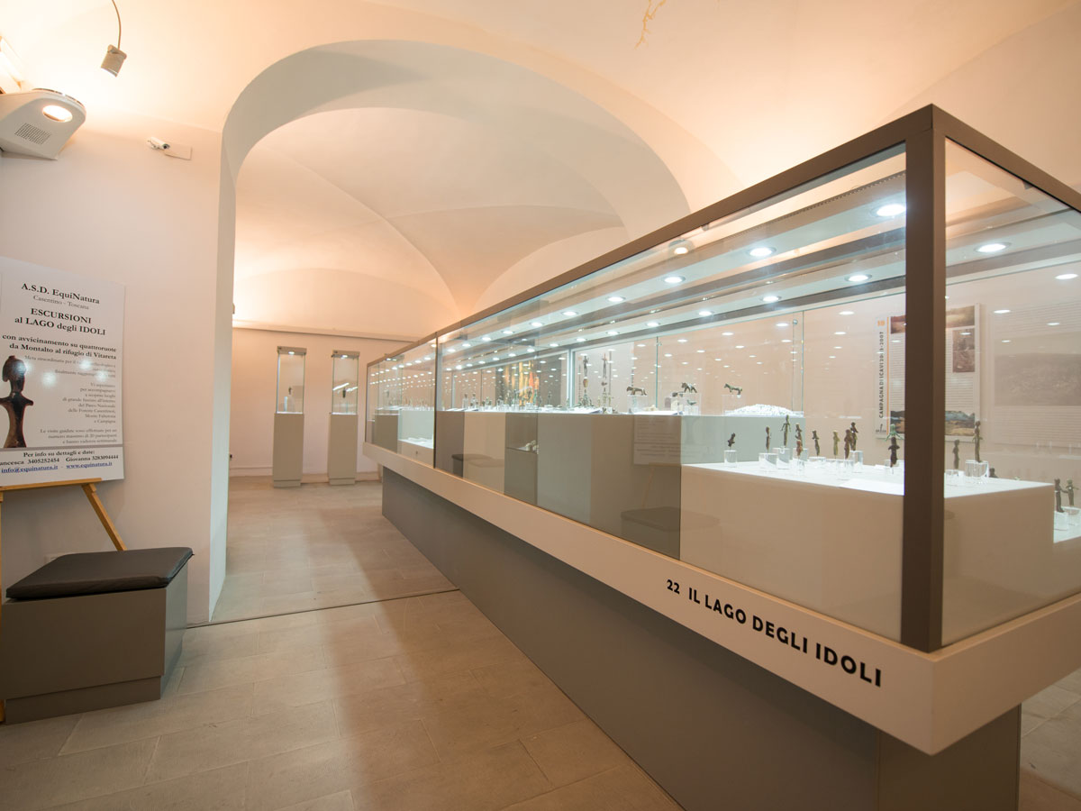 The room dedicated to the Lago degli Idoli at the Casentino Archeological Museum