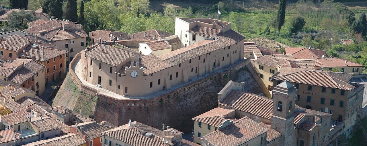 Castello di Lari