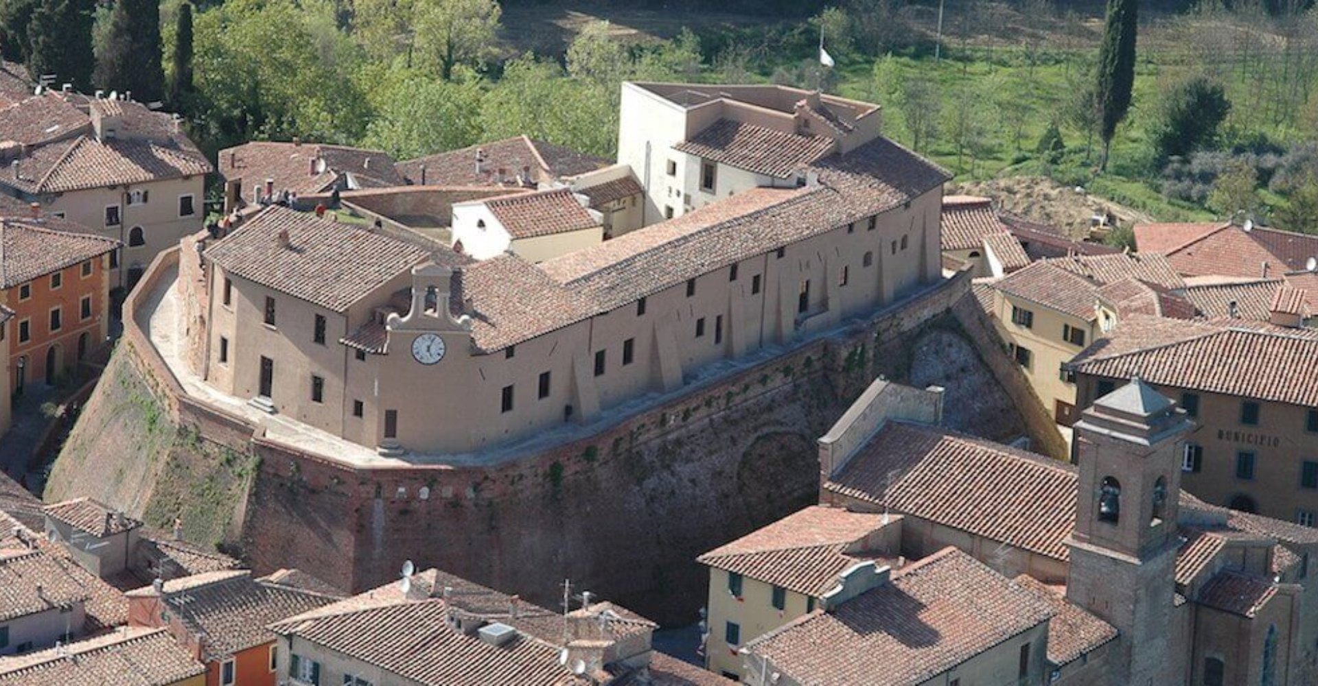 Lari-castello-vicari-museo-baldinucci