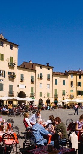 Piazza dell'Anfiteatro, Lucca
