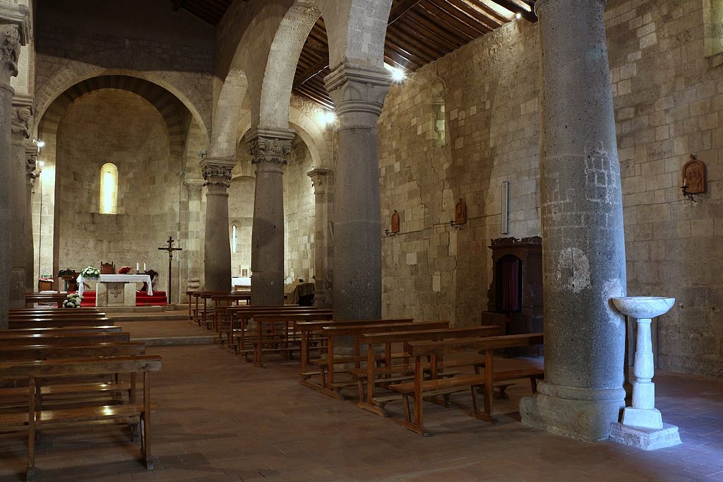 Interior of the parish church of San Giovanni Battista in Mensano