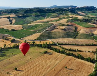 Hot air balloon flight in Tuscany