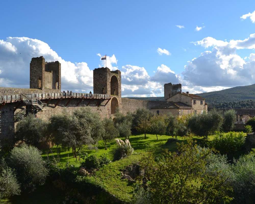 Monteriggioni's Medieval walls