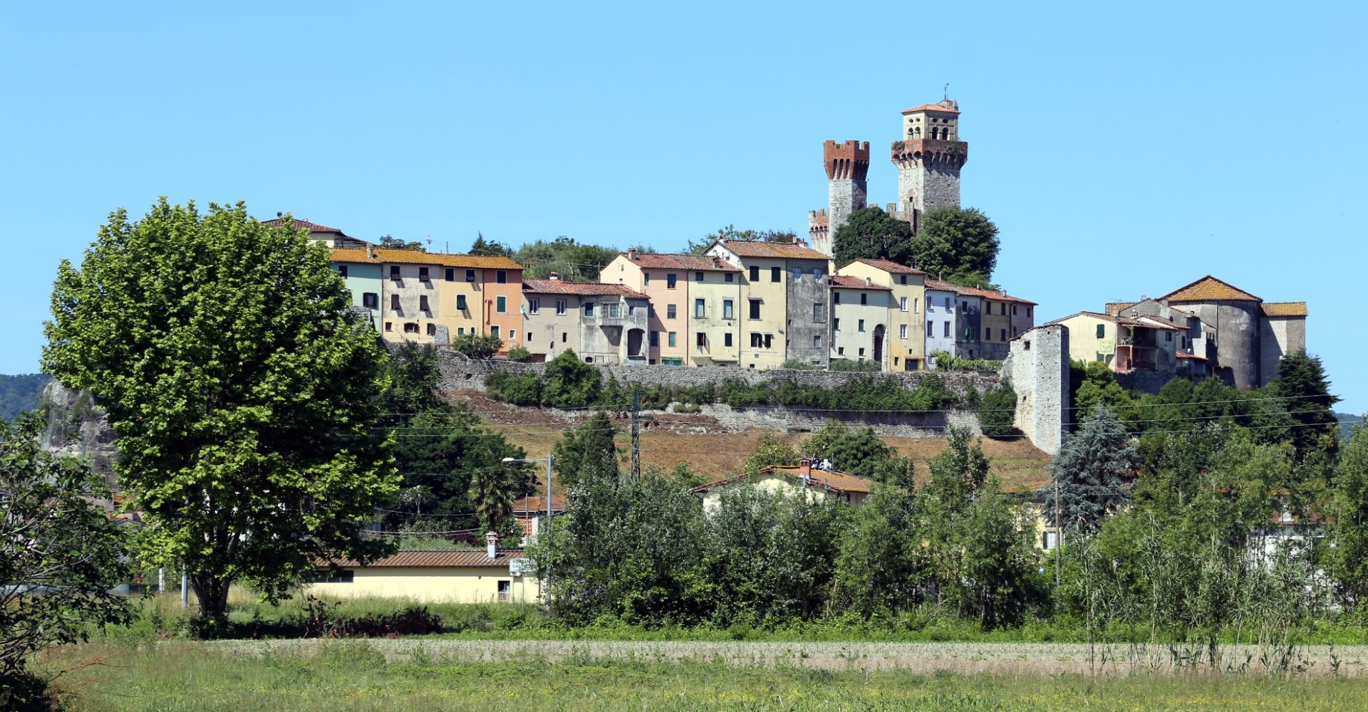 Burg Nozzano