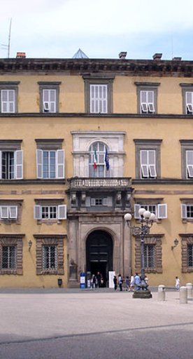 palazzo-ducale-lucca-1