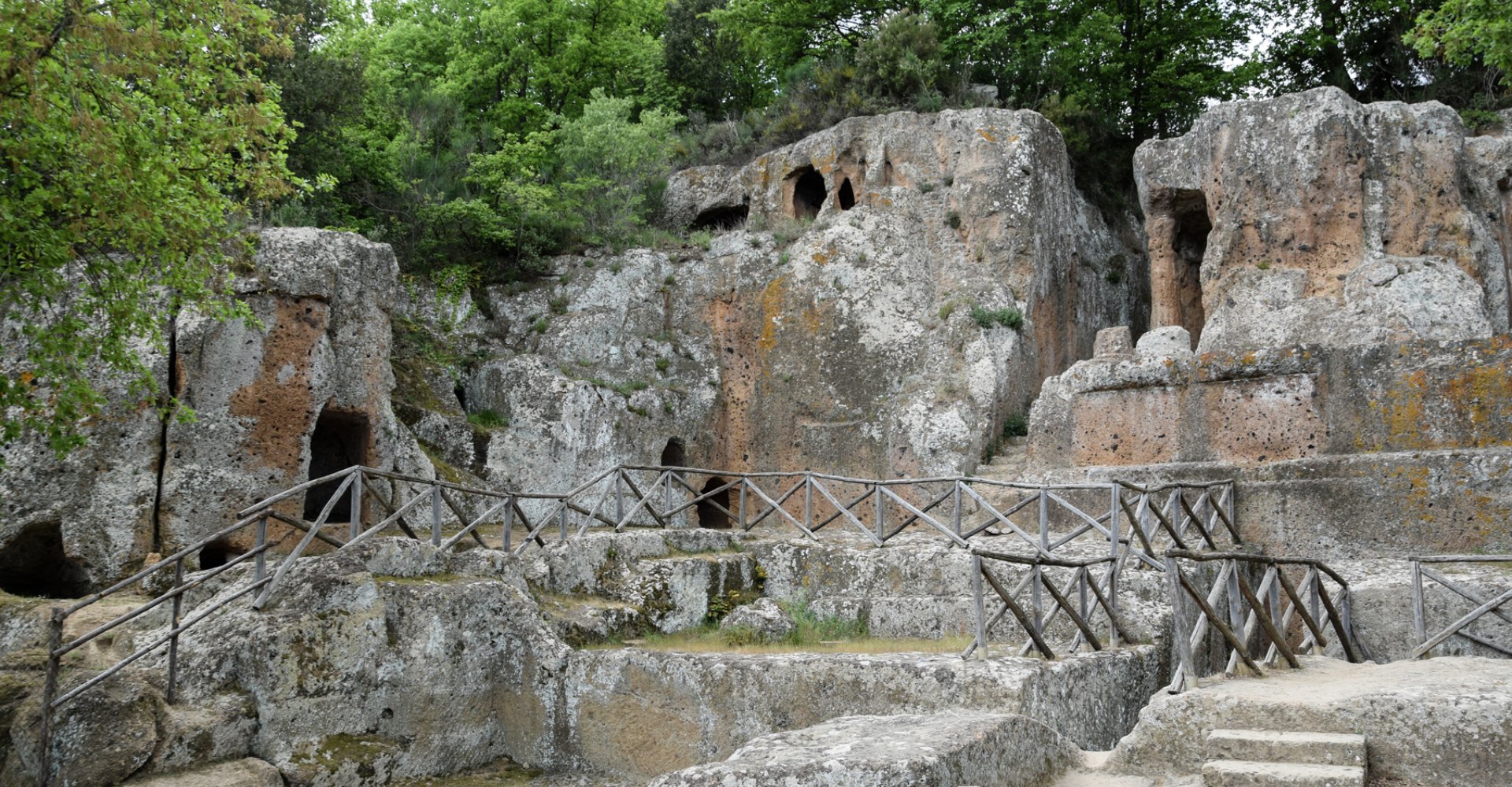 Parco Archeologico Città del tufo