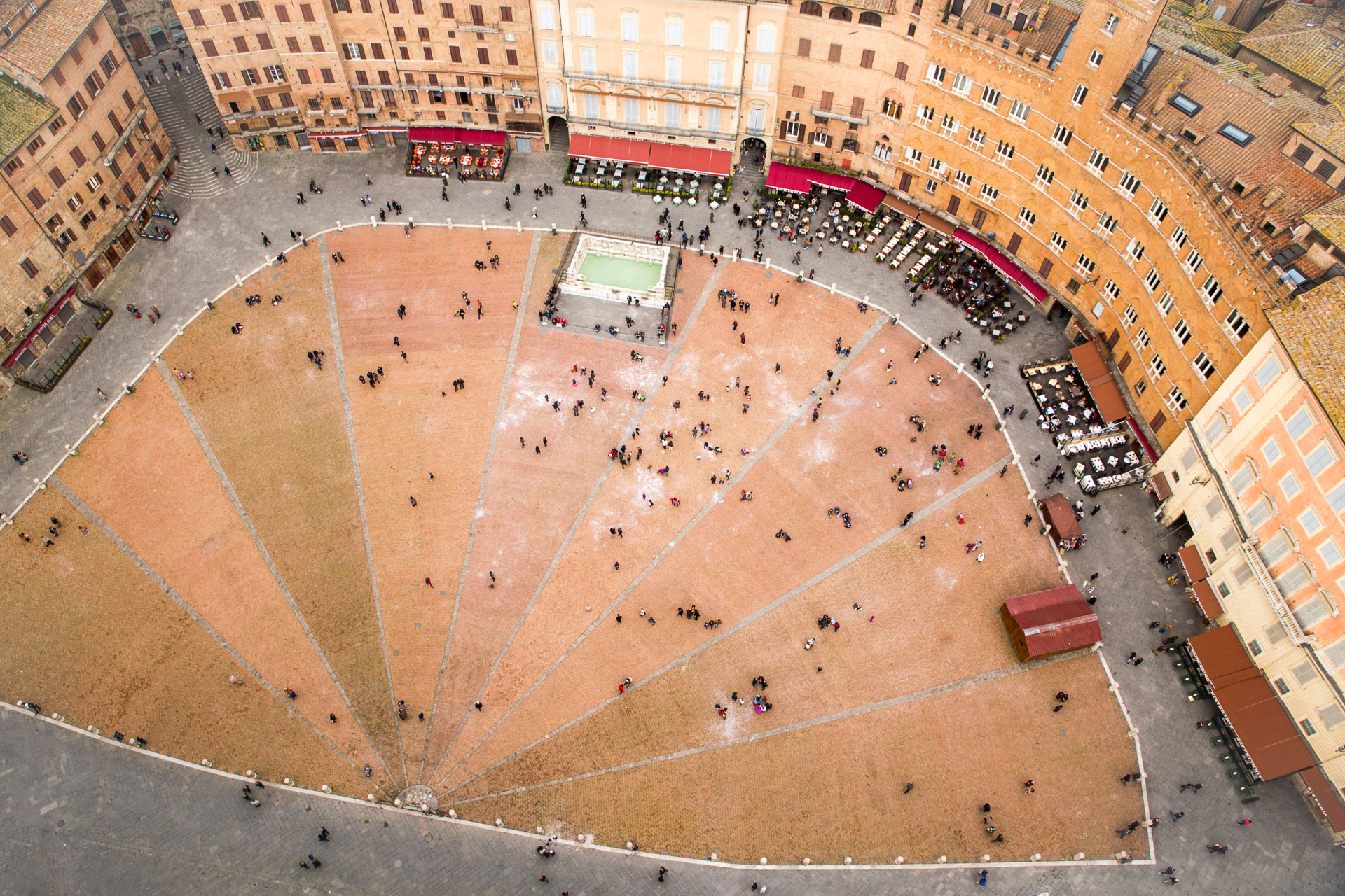 Piazza del Campo view from the Torre del Mangia