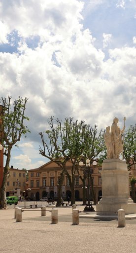 piazza-napoleone-lucca
