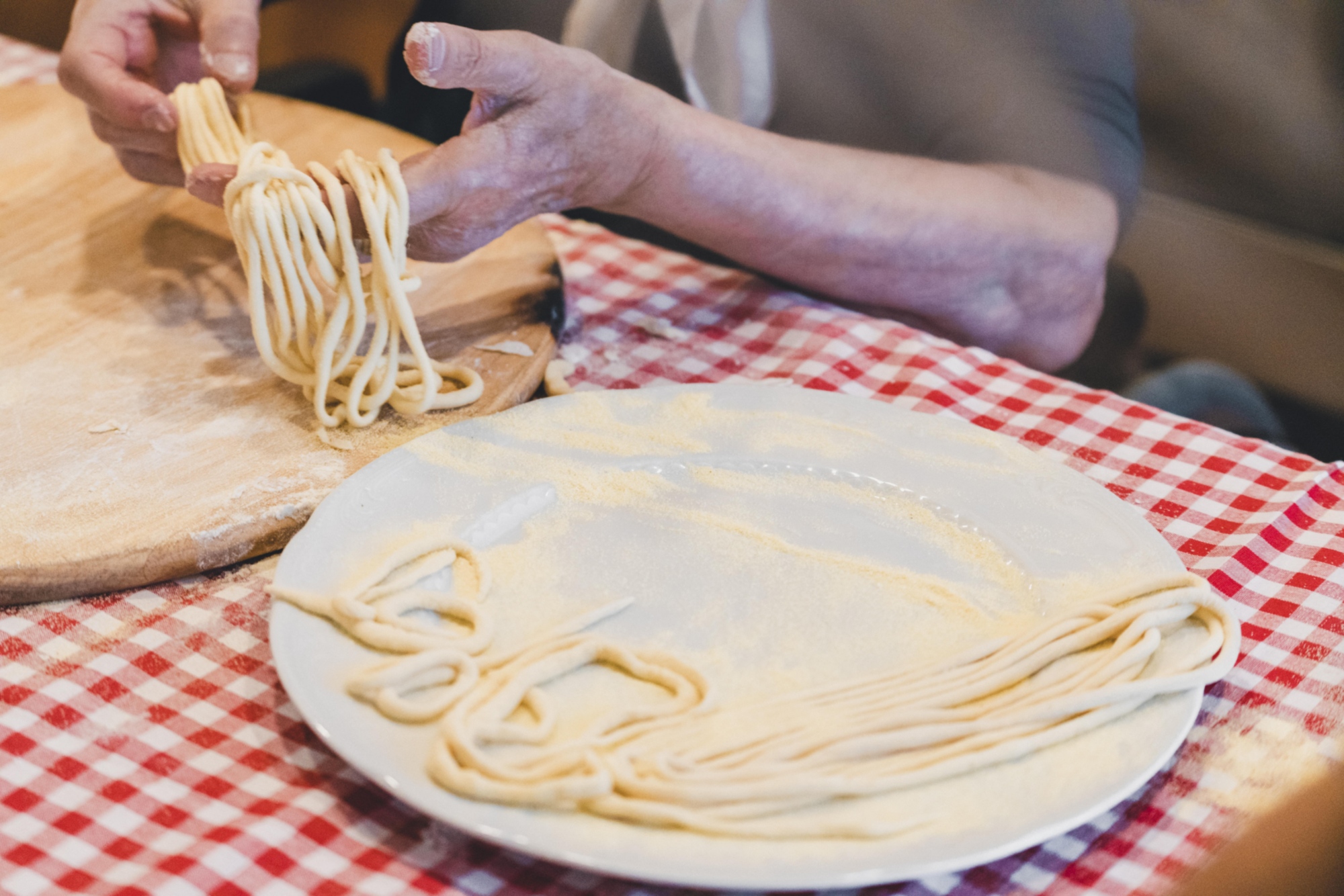 La preparazione dei pici