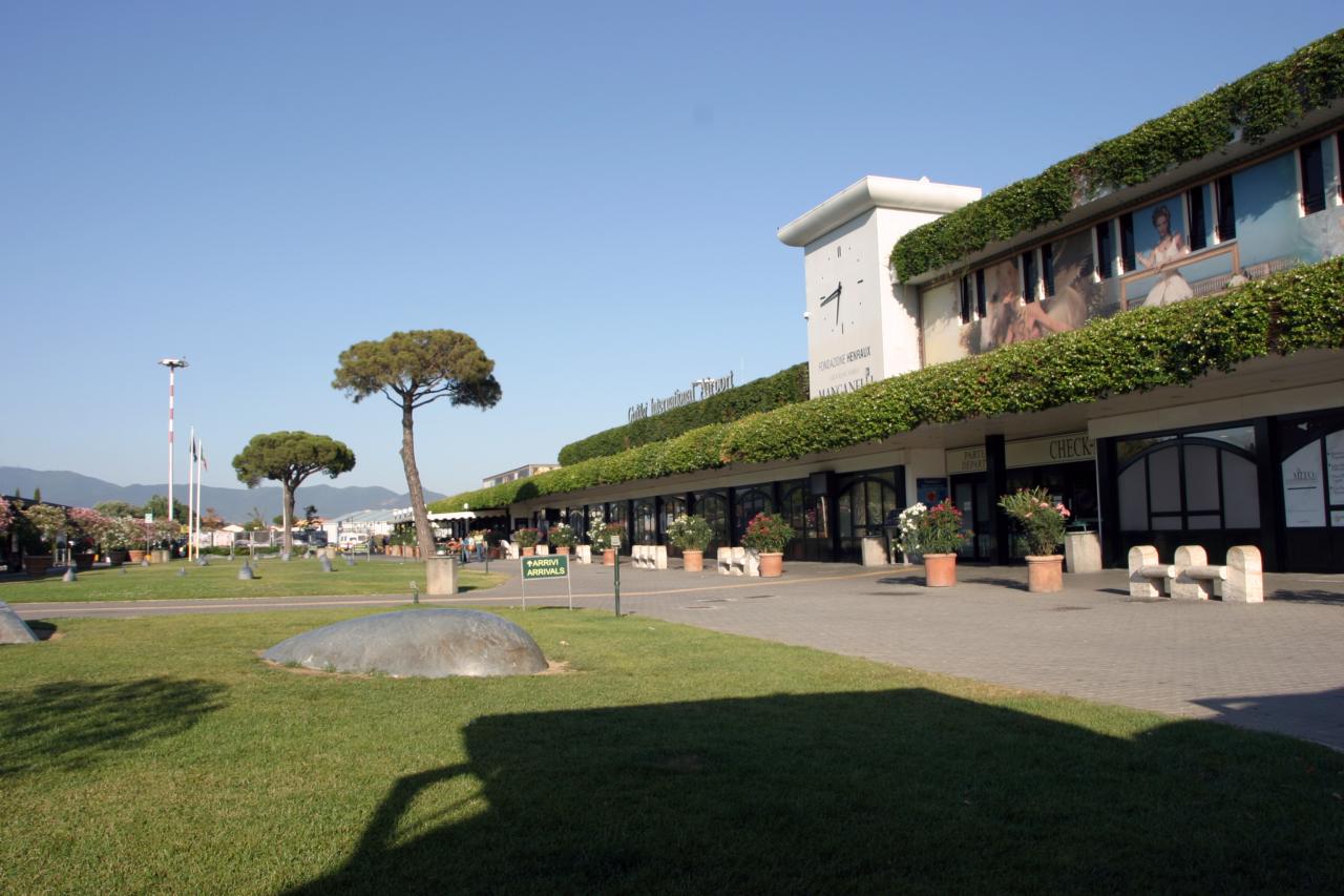 Pisa airport