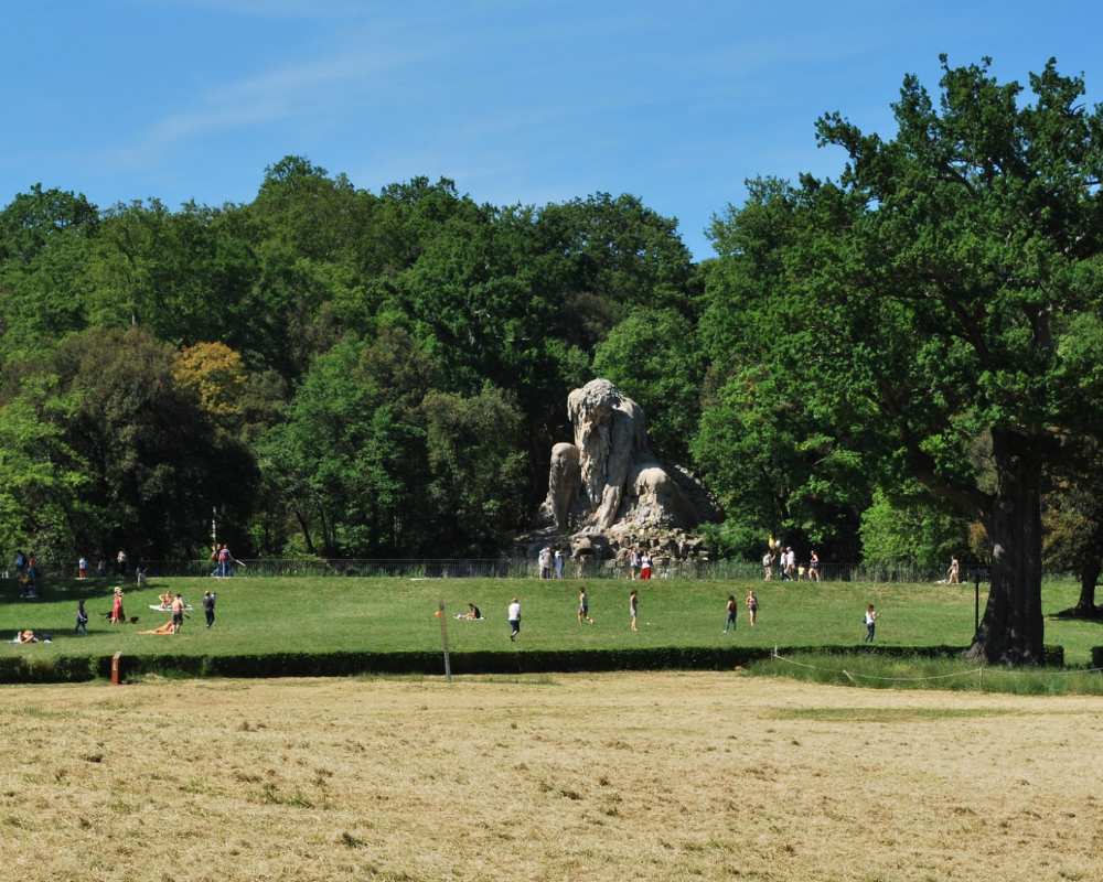 La fuente de los Apeninos de Giambologna - Parque de los Medici en Pratolino