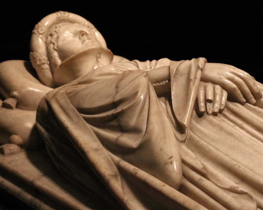 Die Statue von Ilaria del Carretto
