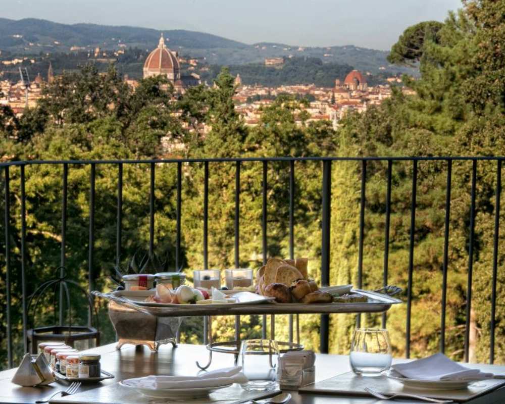Blick von der Terrasse des Hotels Il Salviatino