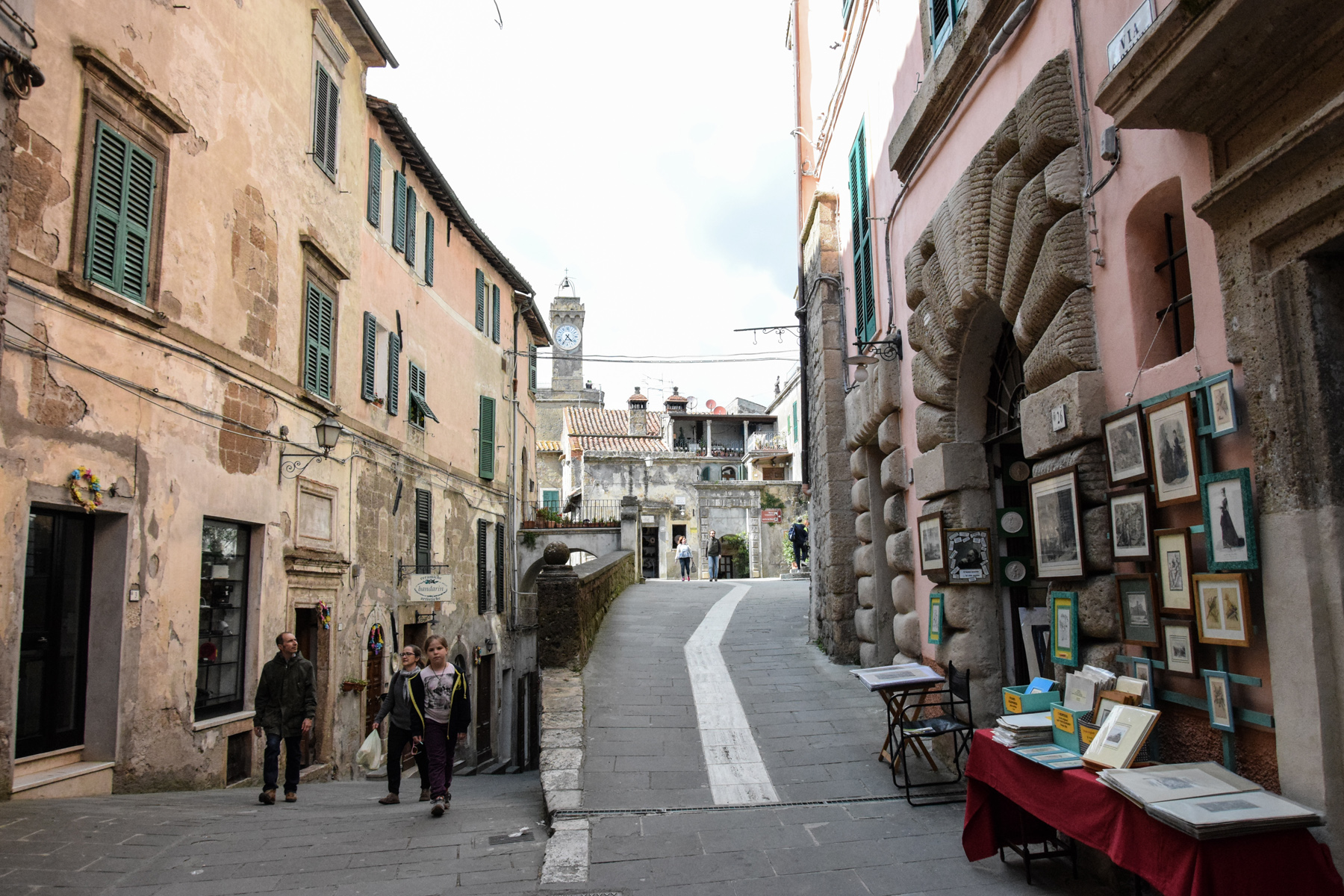 the streets of Sorano