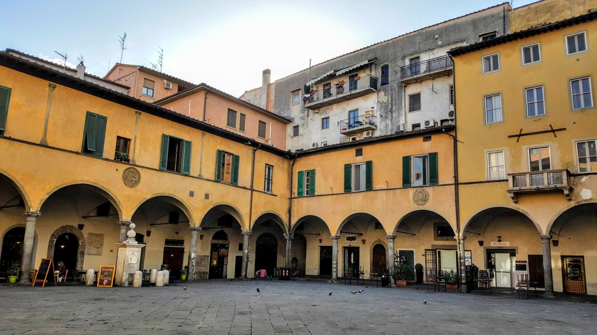 Plaza de Vettovaglie en Pisa